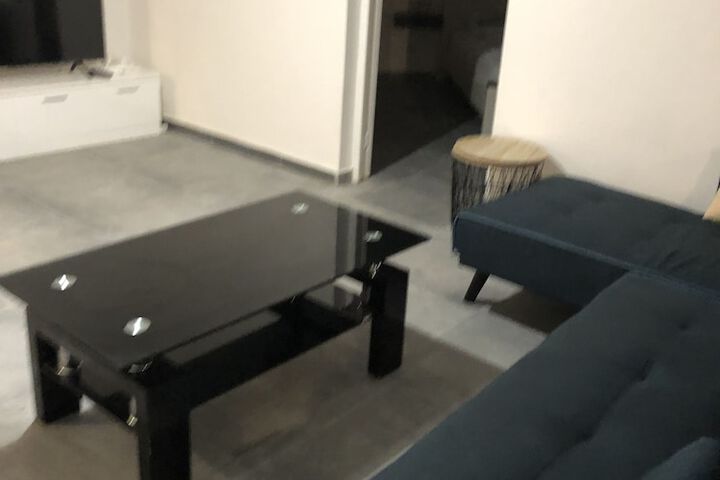 Room 17 of 46
