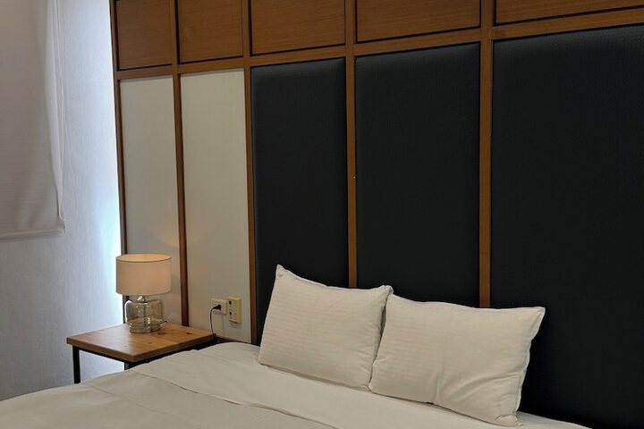 Room 16 of 54