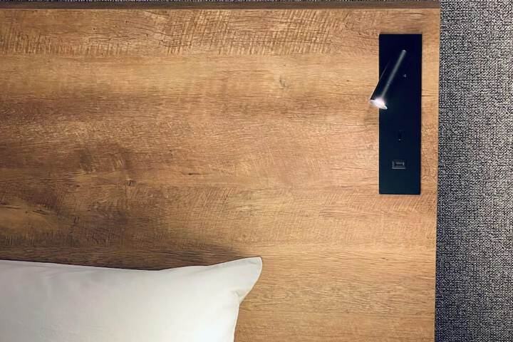 Room 7 of 15