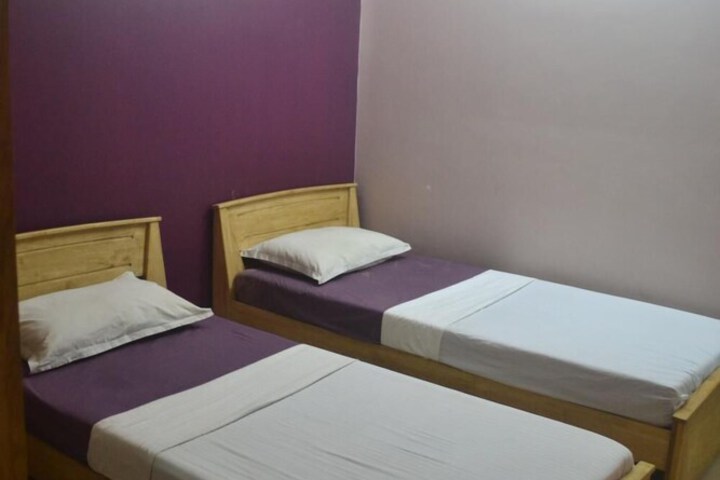 Room 18 of 29