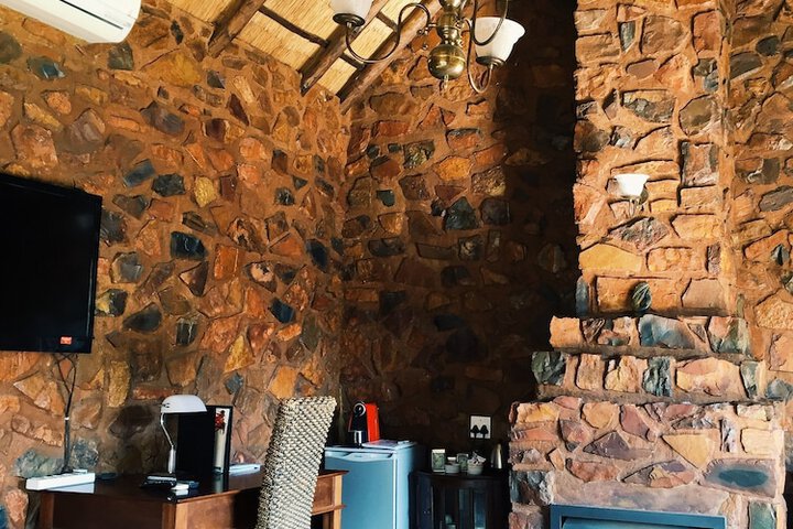 Room 3 of 44