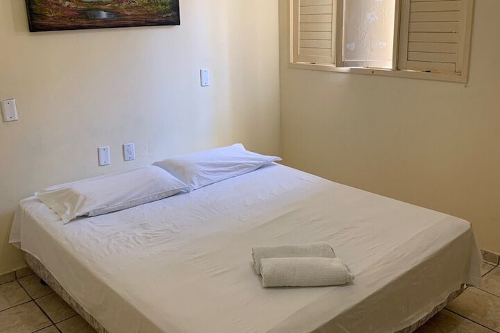 Room 10 of 29