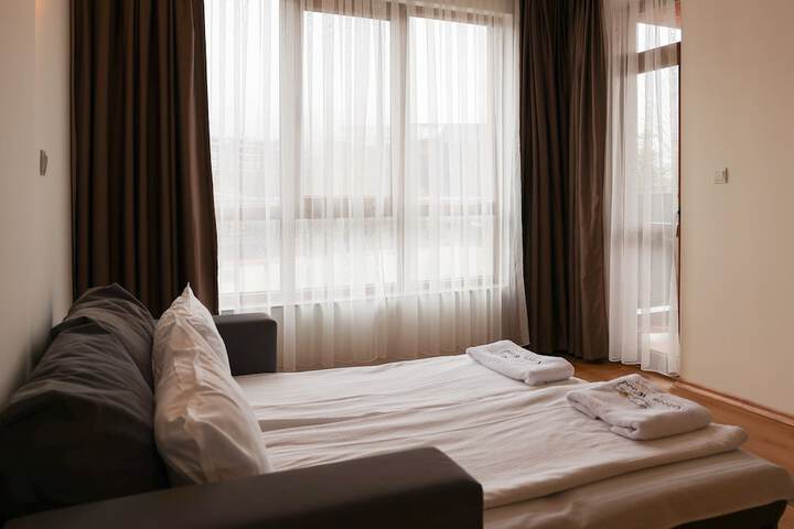 Room 25 of 114