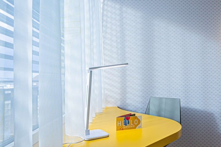 Room 12 of 87