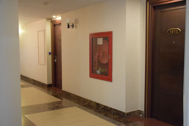 Ballroom/Hall 125 of 140