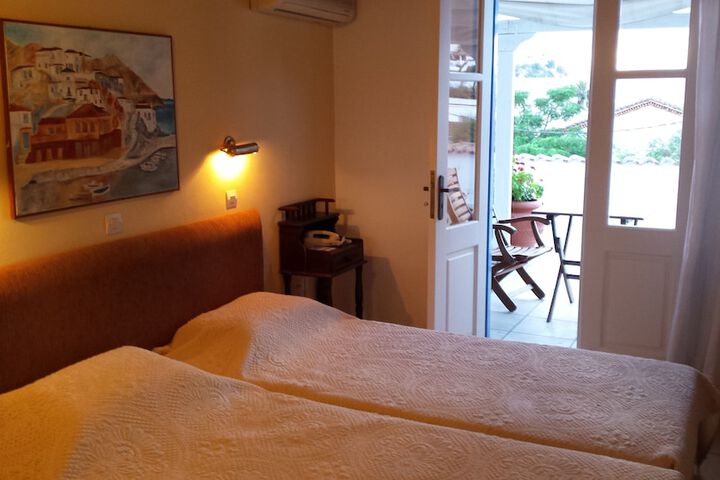 Room 5 of 55