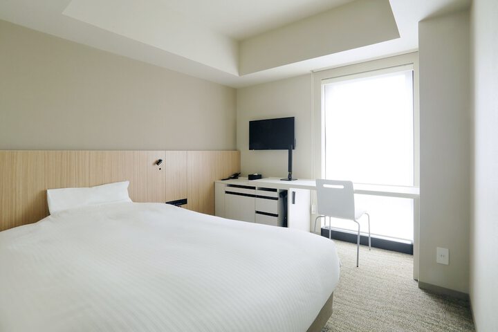 Room 5 of 30