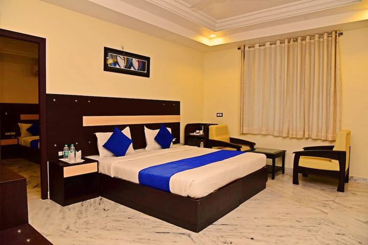 Room 8 of 29