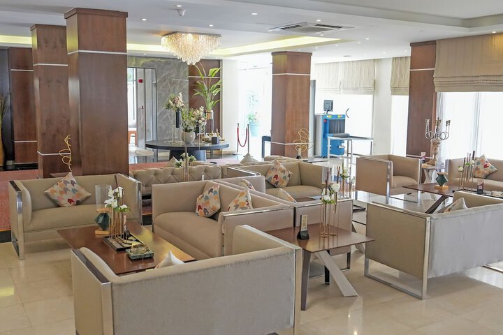 Hotel Interior 10 of 127