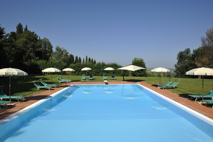 Pool 26 of 63