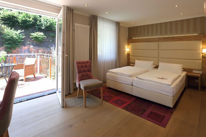 Room 11 of 40