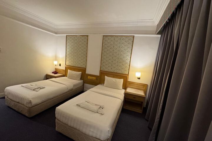 Room 40 of 63