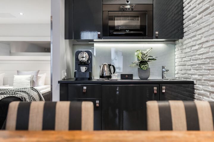 Private kitchenette