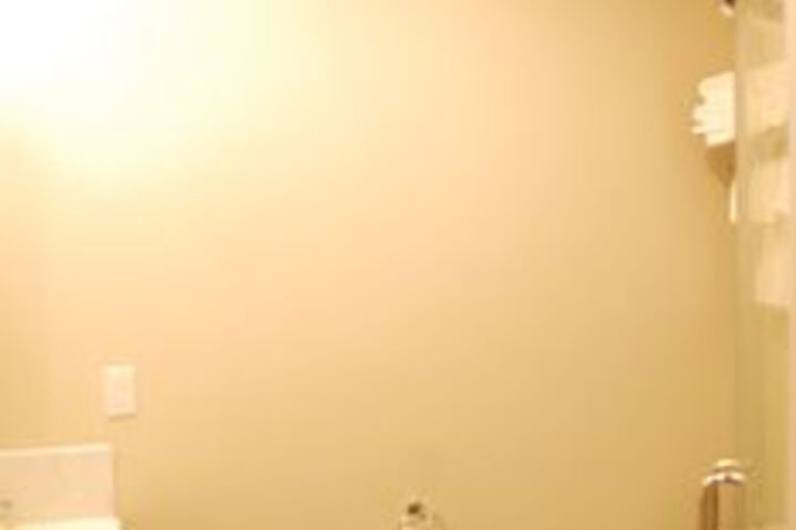 Room 4 of 35