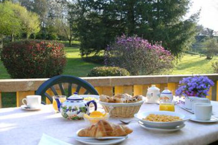 Dining 60 of 74