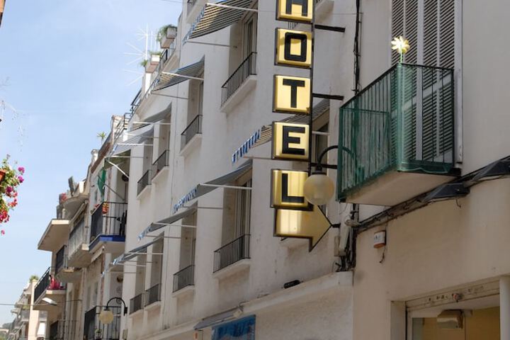 Hotel 49 of 52
