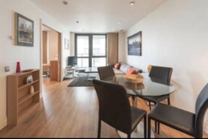 Room 13 of 19