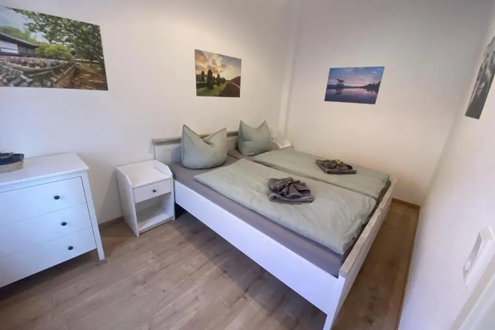 Room 3 of 4