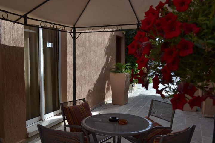 Terrace/Patio 51 of 61