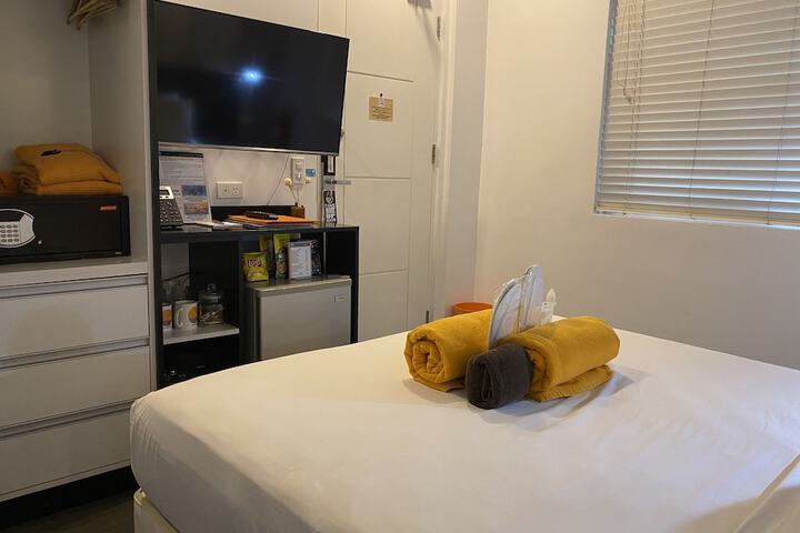 Room 136 of 403