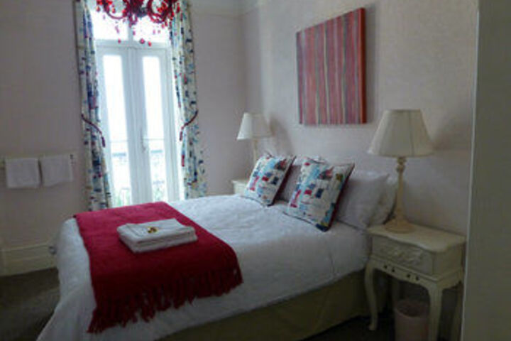 Room 27 of 67