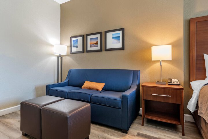 Room 15 of 40