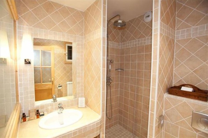 Bath Photo