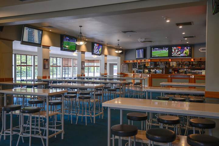 Sports bar
