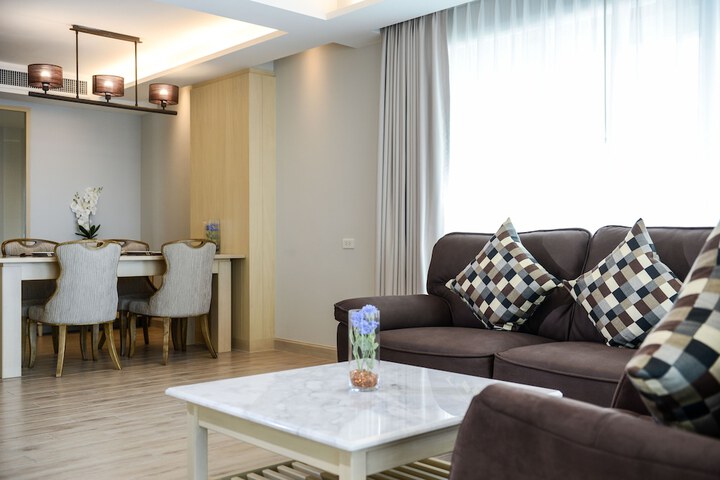 Room 36 of 108