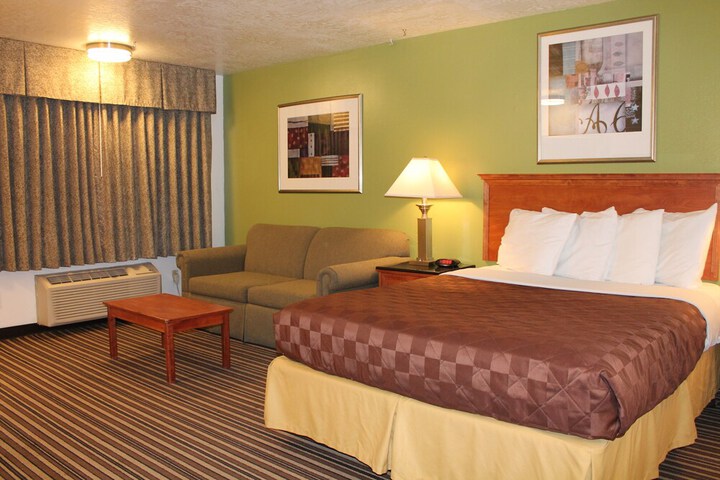 Room 8 of 20