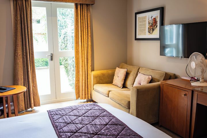 Room 20 of 190