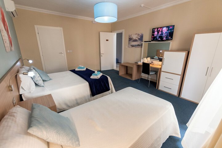Room 7 of 82