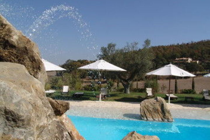 Pool 25 of 28