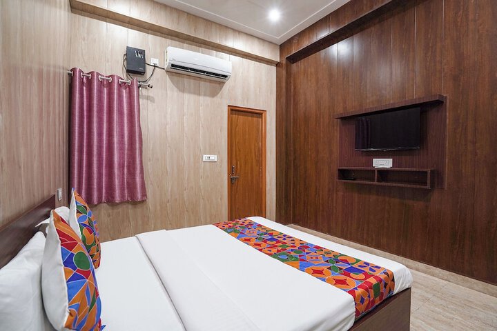 Room 19 of 28