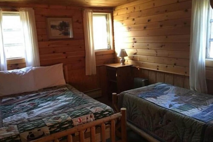 Room 18 of 241