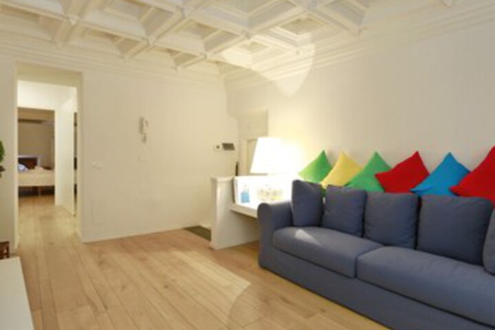 Room 13 of 23
