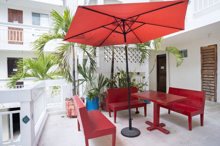 Terrace/Patio 33 of 34