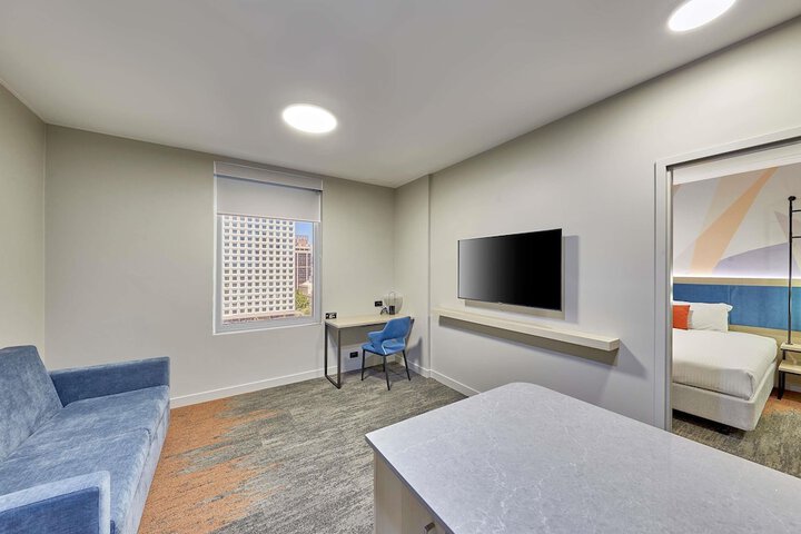 Room 31 of 151