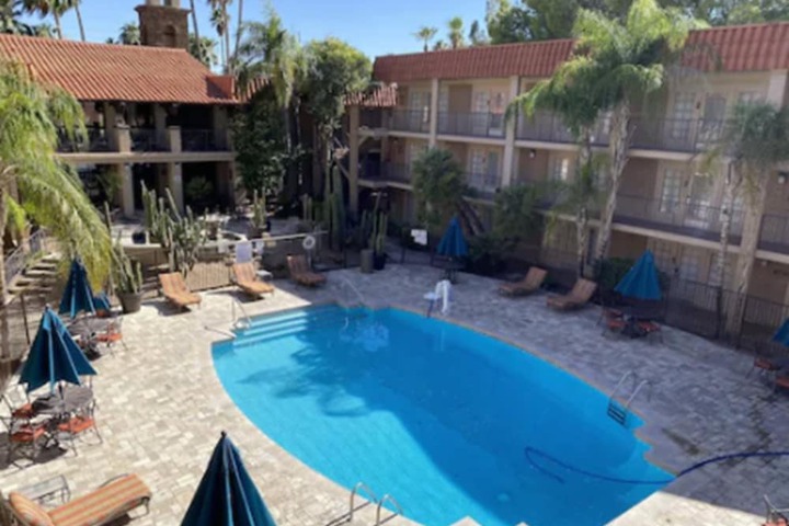 Pool