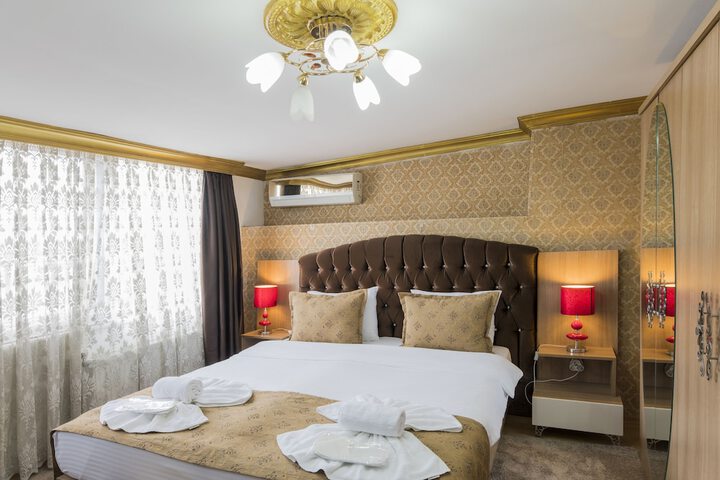 Room 27 of 80