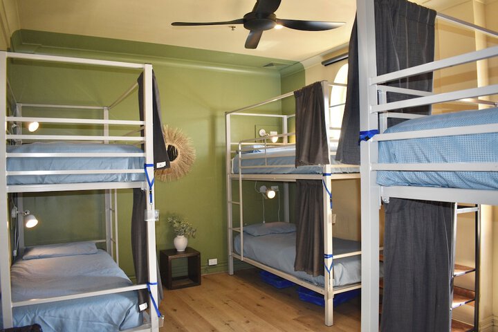 Room 5 of 21