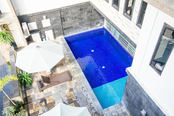 Pool Photo