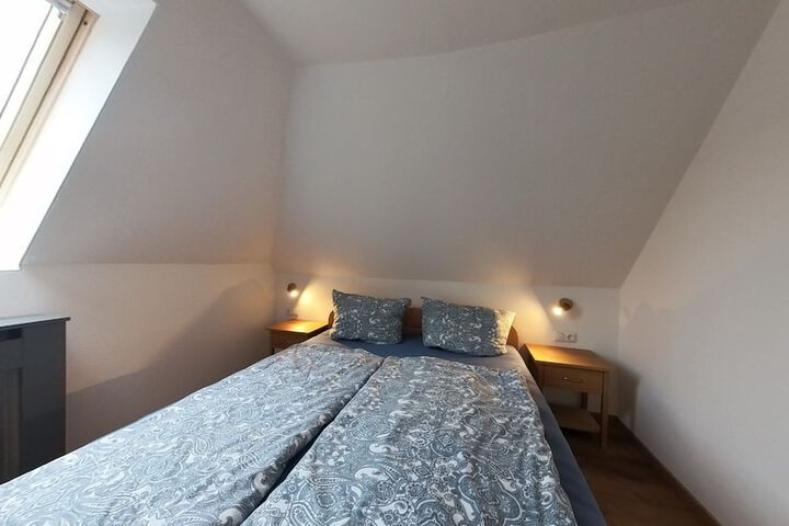 Room 9 of 45