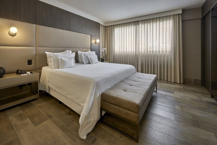Room 45 of 110