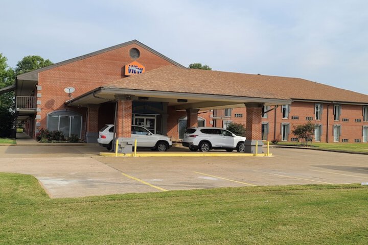 Fairview Inn & Suites