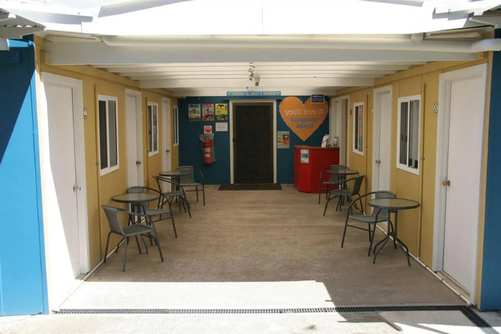 Hotel Entry
