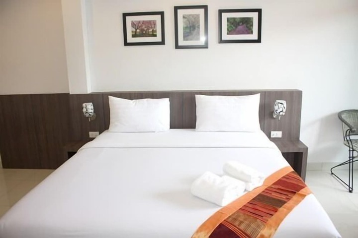 Room 25 of 52