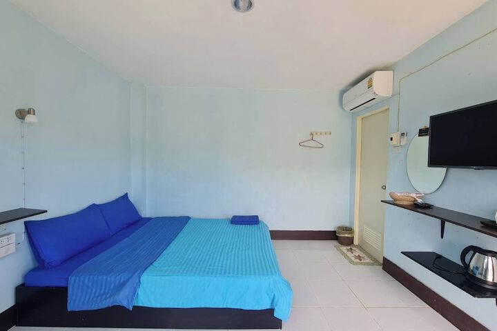 Room 14 of 39