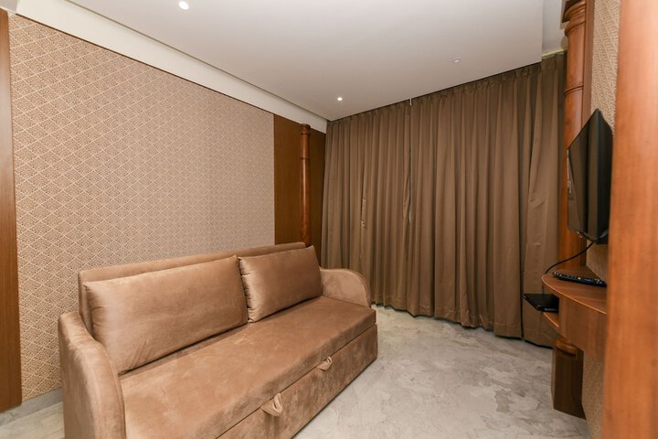 Room 5 of 35