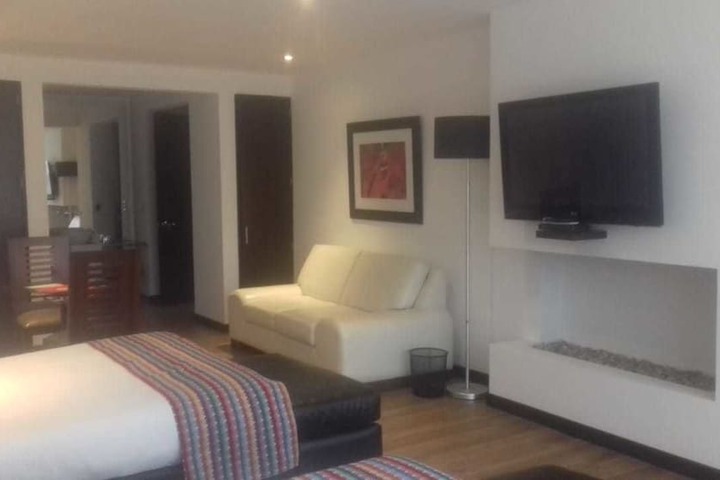 Room 18 of 33